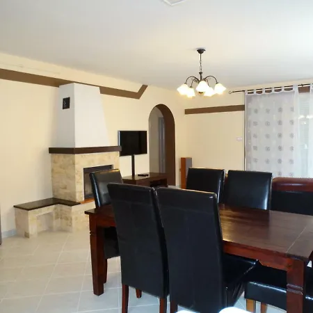 House Magnolia *