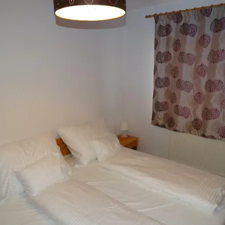 House Magnolia Apartment Velence